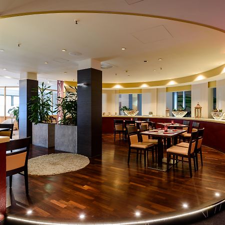 Novotel Frankfurt City Francoforte sul Meno Esterno foto