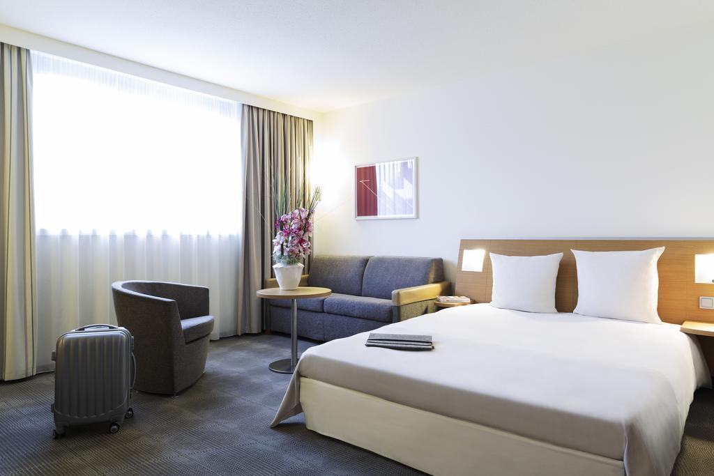 Novotel Frankfurt City Francoforte sul Meno Esterno foto