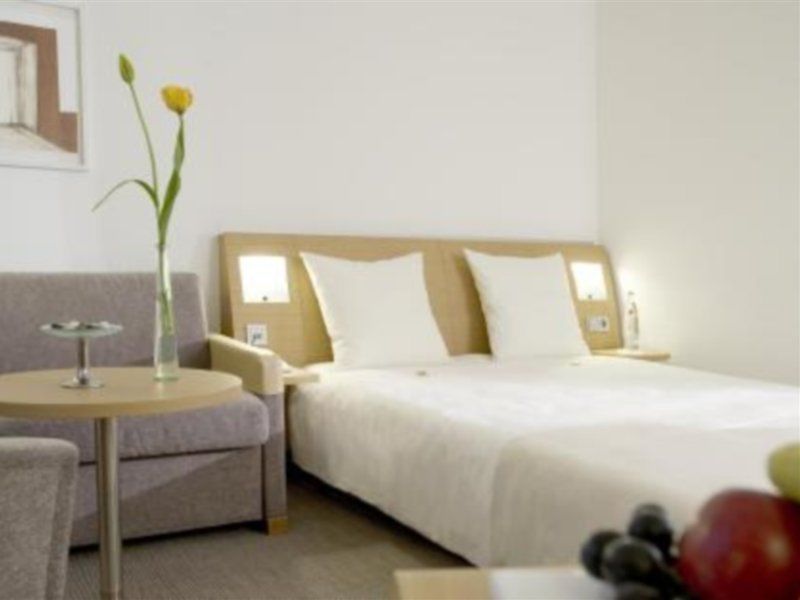 Novotel Frankfurt City Francoforte sul Meno Esterno foto